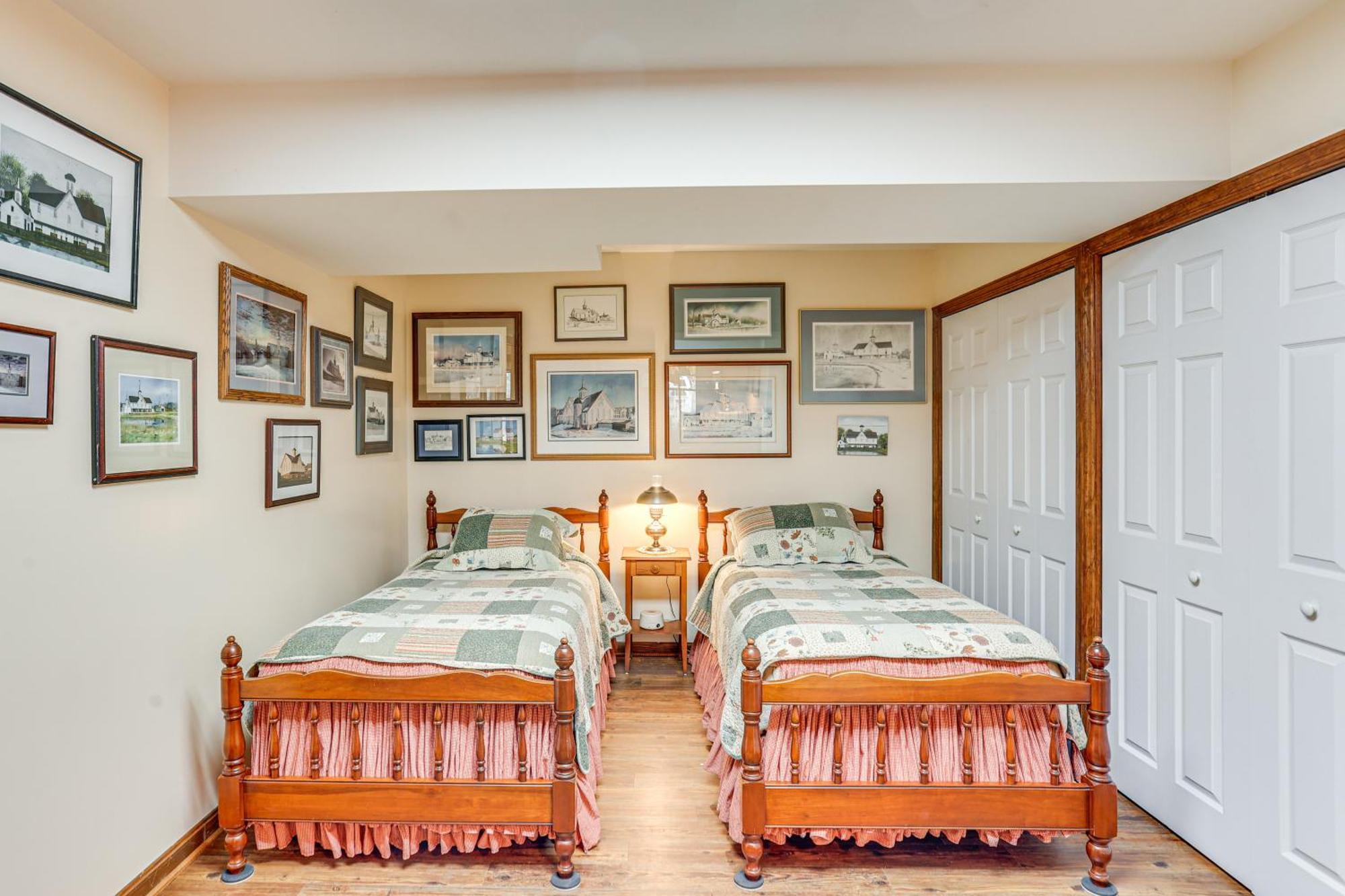 Charming Apartment With Yard And Beautiful Gardens! แมนไฮม์ ภายนอก รูปภาพ