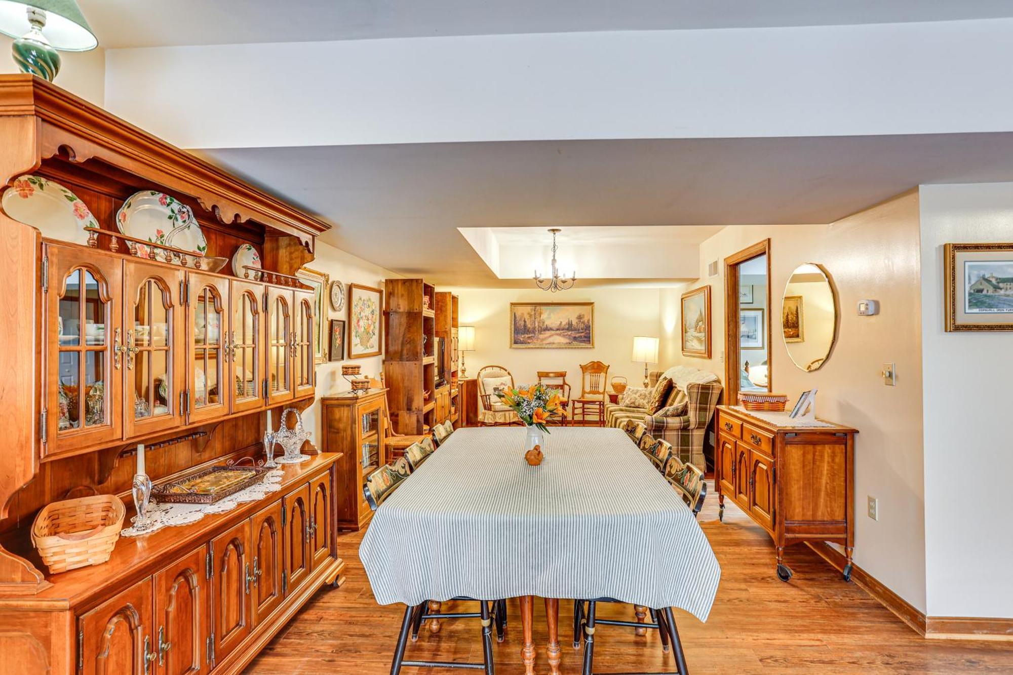 Charming Apartment With Yard And Beautiful Gardens! แมนไฮม์ ภายนอก รูปภาพ